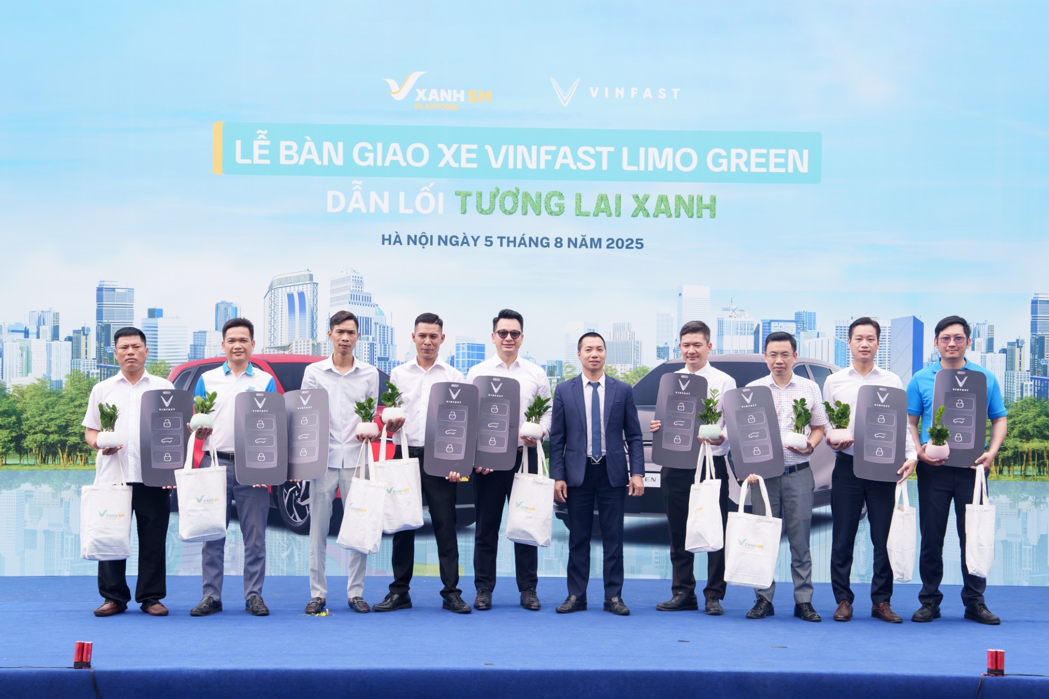 VinFast Limo Green so sánh với đối thủ