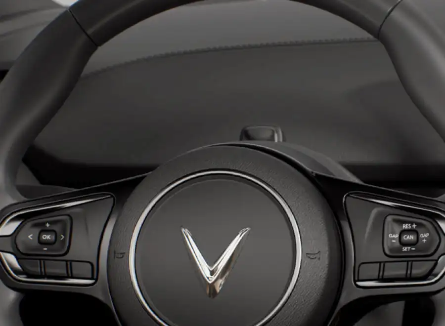 VinFast VF8 trên đường